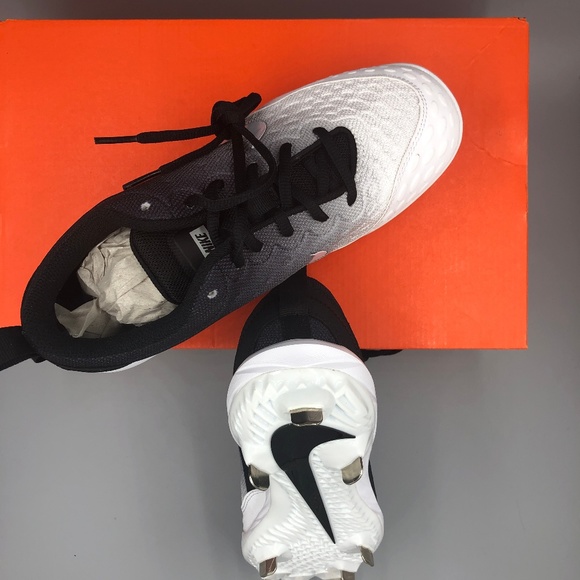 Nike Lunar Hyperdiamond 2 Pro Softball Cleats - Picture 2 of 4